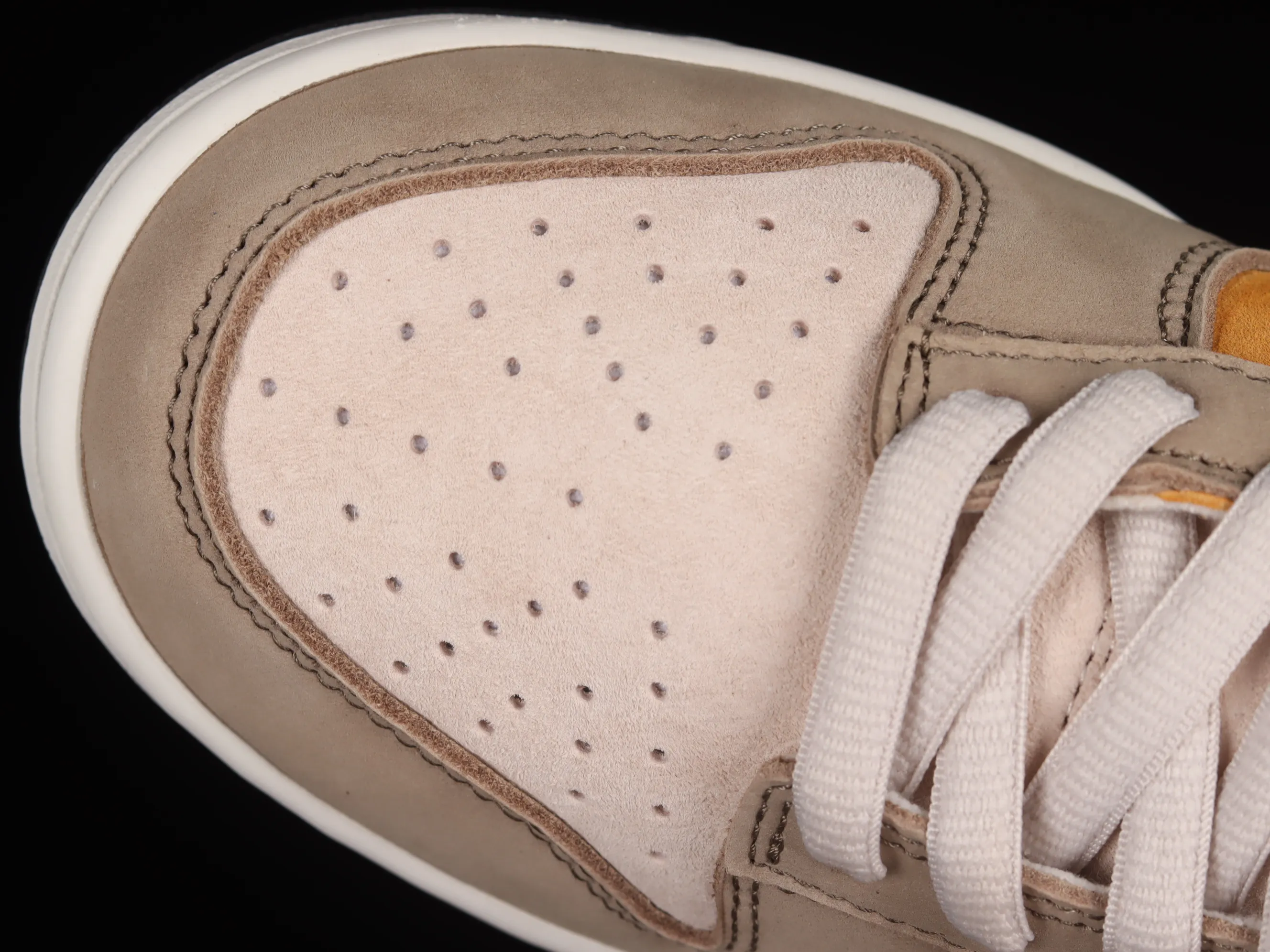 All Categories Nk SB Dunk Series Nk SB Dunk Low Low-top sneakers Otomo Katsuhiro x Nk SB Dunk Low "Steamboy OST" Creative customization collaboration Otomo Katsuhiro co-branded SB low-top sports casual sneakers LF0039-018